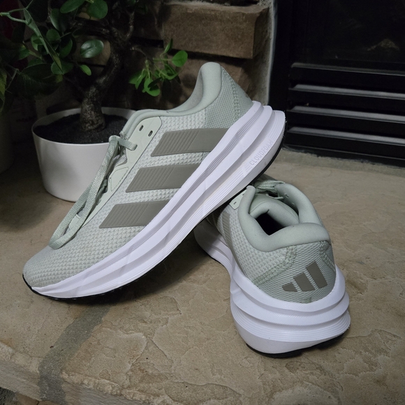 Adidas Galaxy 7 - Picture 4 of 9